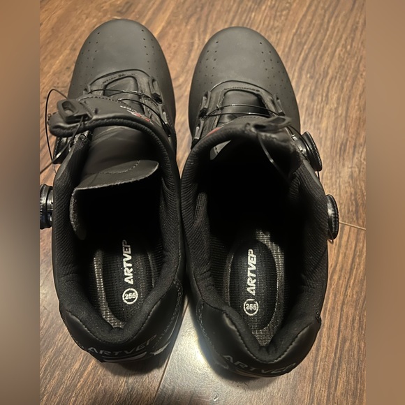 Artvep Black Cycling shoes - Picture 7 of 7